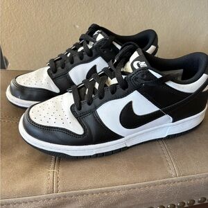 Nike Classic Black and White Low-Tops